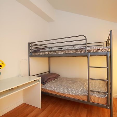 Toronto Chinatown Inn 外观 照片